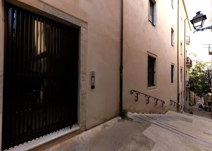 Bravissimo Vivaldi 2-3d, Monthly Girona