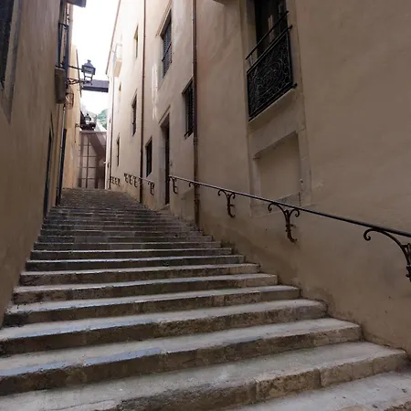 Bravissimo Vivaldi 2-3d, Monthly Girona